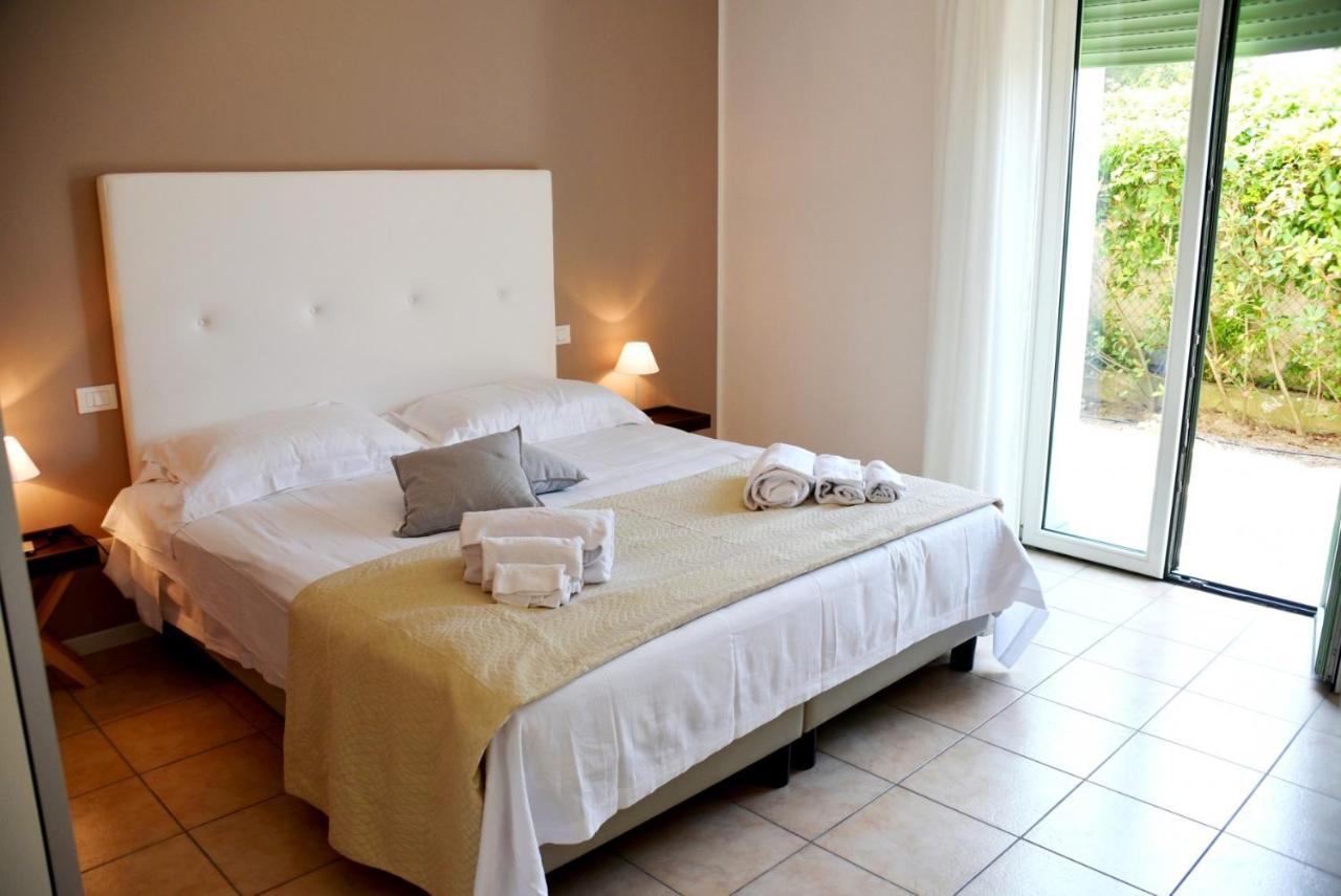 דסנזאנו דל גארדה Residenza Miralago By Wonderful Italy מראה חיצוני תמונה