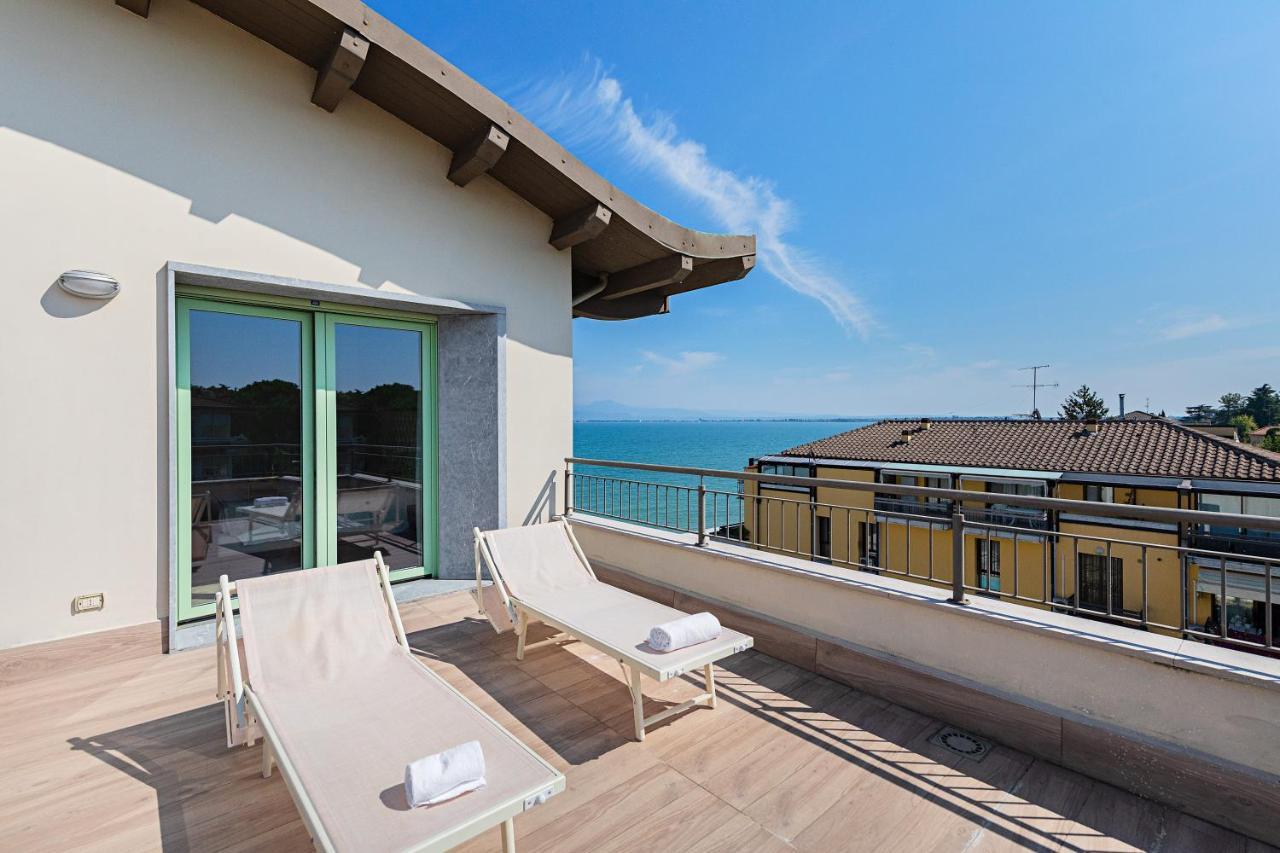 דסנזאנו דל גארדה Residenza Miralago By Wonderful Italy מראה חיצוני תמונה