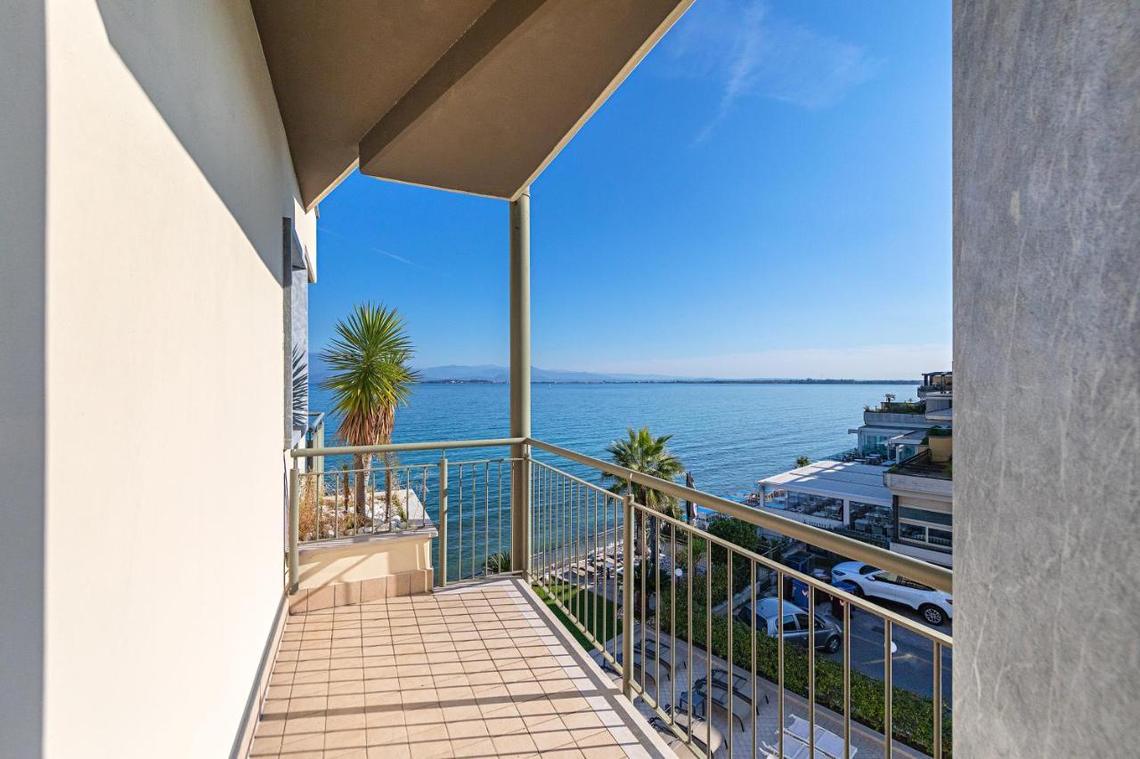 דסנזאנו דל גארדה Residenza Miralago By Wonderful Italy מראה חיצוני תמונה