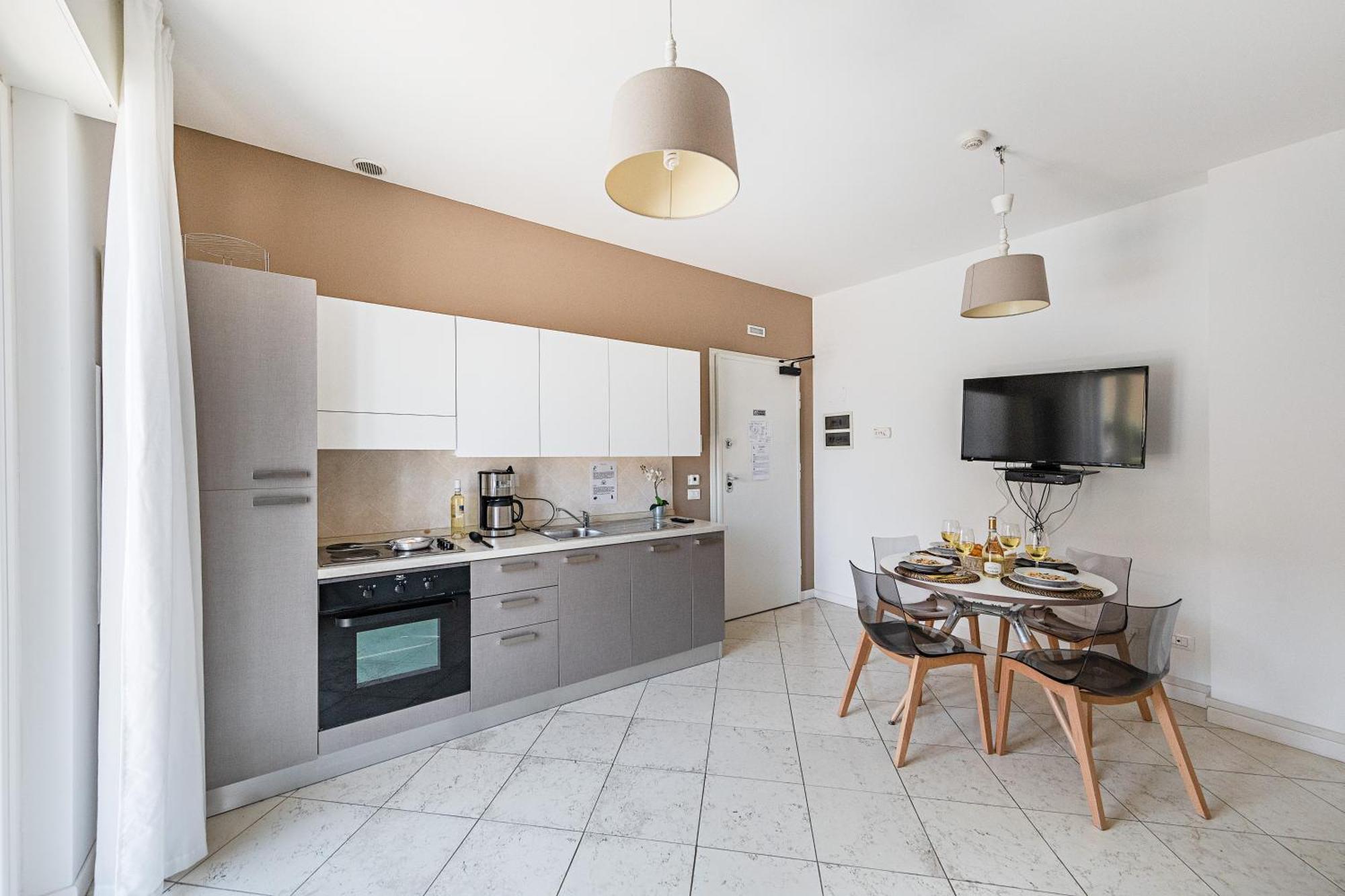 דסנזאנו דל גארדה Residenza Miralago By Wonderful Italy מראה חיצוני תמונה